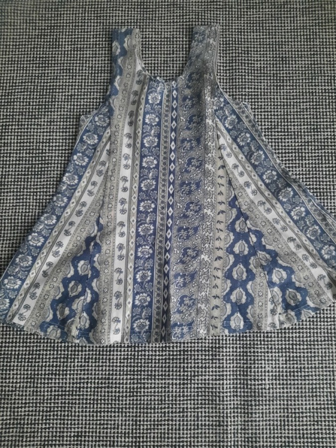 Kesäinen mekko koko 90cm