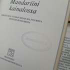 Pertti Nieminen - Mandariini kainalossa: kirjoituksia (sid.) - pikkukuva 2