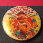 Muppet Show rintamerkki. Fozzie bear, 1976-77 - pikkukuva 1
