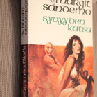 Margit Sandemo : Syvyyden kutsu Jääkansan tarina 3 - pikkukuva 1