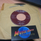 SUE LEBAN - SLAVE GIRL / HERE'S TO THE BOY EX- 7'' - pikkukuva 1