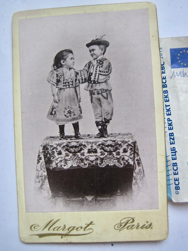 VANHA CDV Valokuva Lilliputit Kääpiot Kansallispuku 1890-l