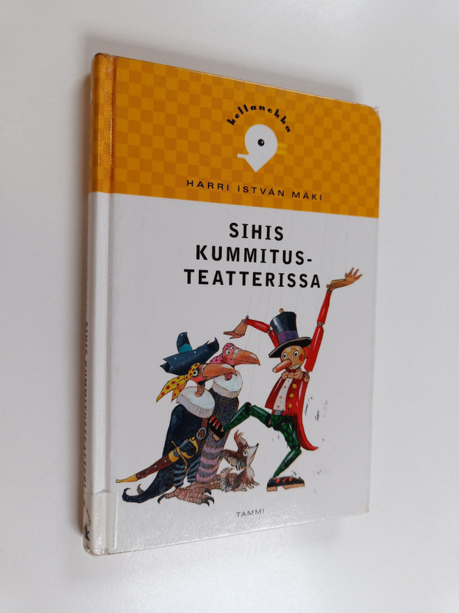 Harri Istvan Mäki : Sihis kummitusteatterissa
