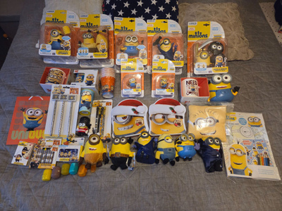 Minions keräily kokoelma paljon uusia avaamattomia