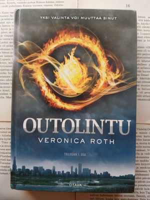 Veronica Roth - Outolintu (sid.)
