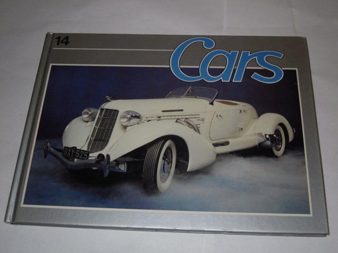 Cars Collection : suuri tietokirja autoista 14