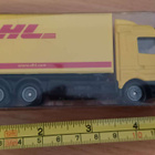 Kuorma-auto DHL logolla - pikkukuva 1