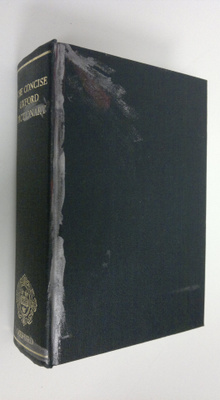 H. W. Fowler ym. : The concise Oxford dictionary of curre...