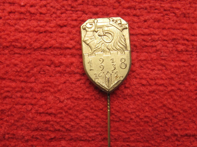 Vapaussodan 20v. (1918-38) neulamerkki