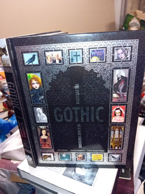 Roberts ym.: GOTHIC ( SIS POSTIKULU  )