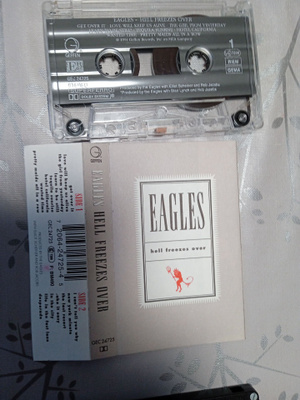 C- KASETTI: EAGLES : HELL FREEZES OVER
