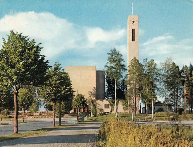 Varkaus,  Luterilainen kirkko  väri   p108
