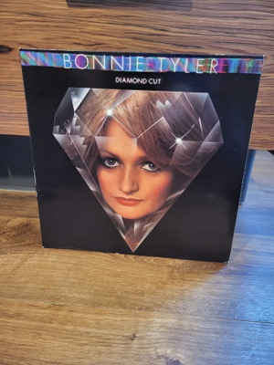 Bonnie Tyler - Diamond Cut