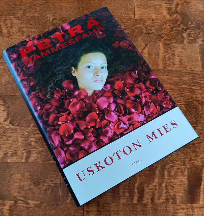 Petra Hammesfahr: Uskoton Mies