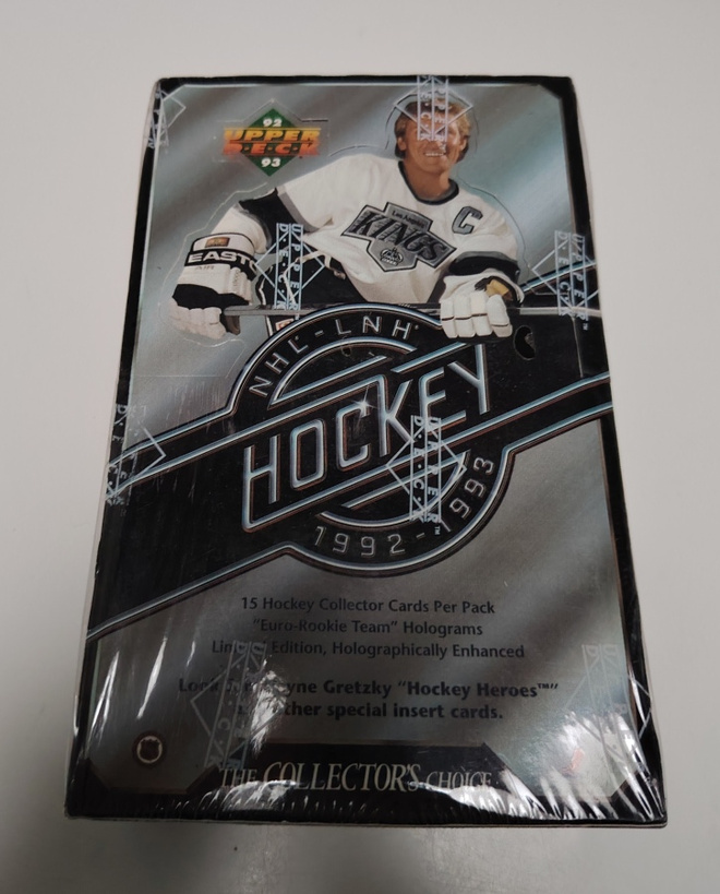 1992-93 Upper Deck hockey avaamaton korttilaatikko