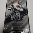 1992-93 Upper Deck hockey avaamaton korttilaatikko - pikkukuva 1