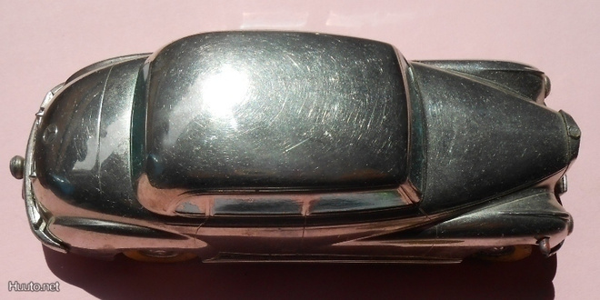 Mercedes Benz auto 300 sinkkiä niklattu? v.1946-1949