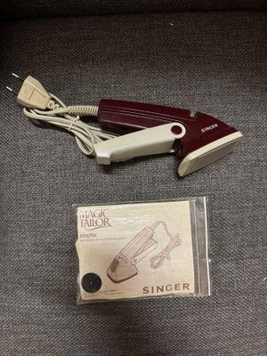 Singer magic tailor