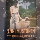 Enni Mustonen: Taiteilijan vaimo - pikkukuva 1