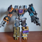 Transformers Unite Warriors Bruticus - pikkukuva 4