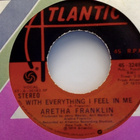 ARETHA FRANKLIN :: WITH EVERYTHING I FEEL IN ME : VINYYLI 7" - pikkukuva 2