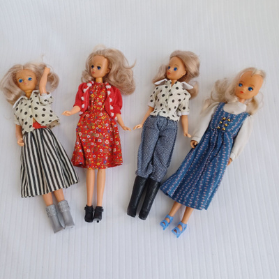 Kerkkä 54/6/26 Vintage Daisy-nuket 4 kpl