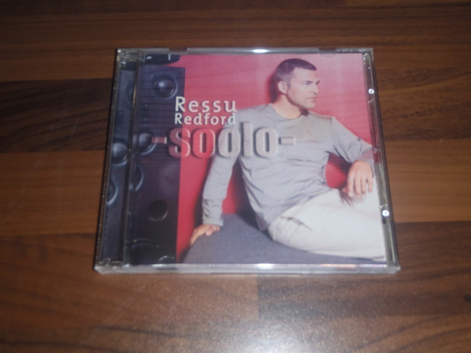 RESSU REDFORD - SOOLO . cd ( Hyvä kunto )