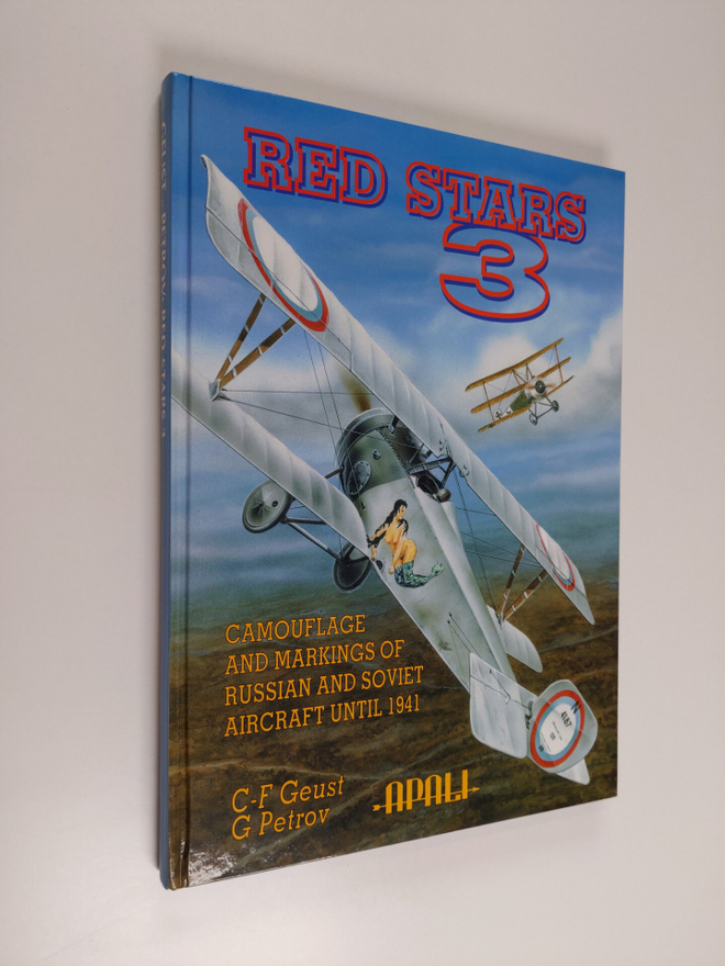 Carl-Fredrik ym. Geust : Red stars 3 : Camouflage and mar...