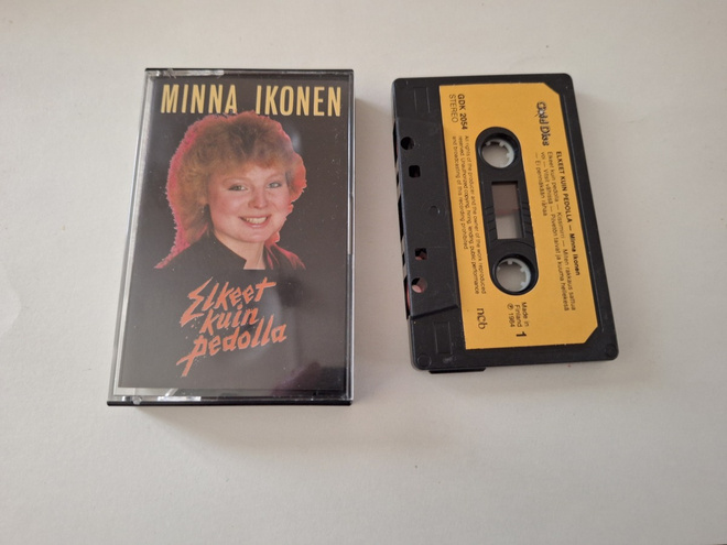MINNA IKONEN - ELKEET KUIN PEDOLLA c-kasetti
