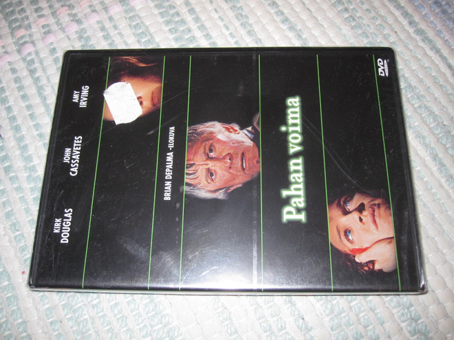 Pahan voima DVD UUSI, MUOVEISSA