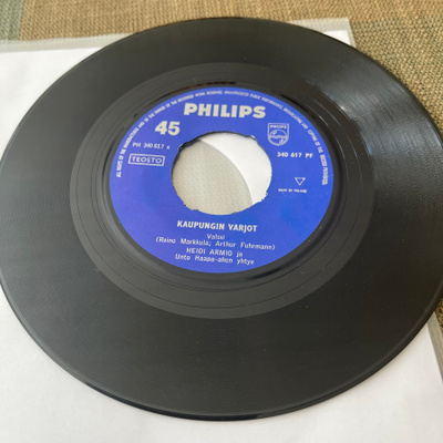 HEIDI ARMIO: Kaupungin varjot * Onnen oikut *FIN 1963