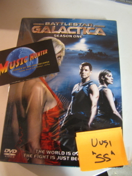 BATTLESTAR GALACTICA - 1.TUOTANTOKAUSI UUSI DVD BOX
