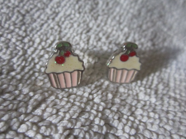 Korvakorut / Korvikset Muffinssi / Cup cake