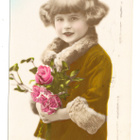 Lapsella ruusuja kädessä - kulk. 1934 - pikkukuva 1
