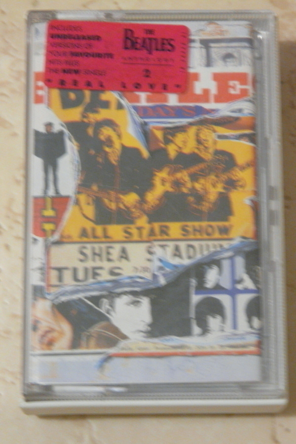 The Beatles: Anthology 2 - Tupla kasetti boxi - siisti