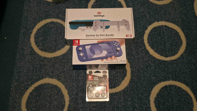 Modattu Nintendo Switch Lite 128GB SD + Satisfye Zengrip Go