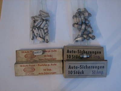 Autosulakkeita retromalli pit. 17mm 80 kpl