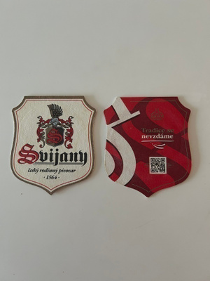 Puolalainen tuopinalunen Svijany