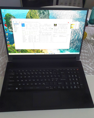 MSI GS76 Stealth 11UE-i7 11800H/RTX 3060 yms-KORJATTAVAKSI