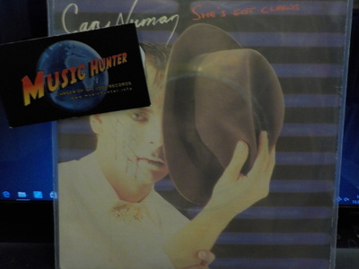 GARY NUMAN - SHE'S GOT CLAWS EX+/EX+ 7"
