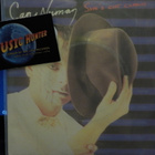 GARY NUMAN - SHE'S GOT CLAWS EX+/EX+ 7" - pikkukuva 1
