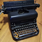 Sota-ajan kirjoituskone Remington Rand - pikkukuva 1