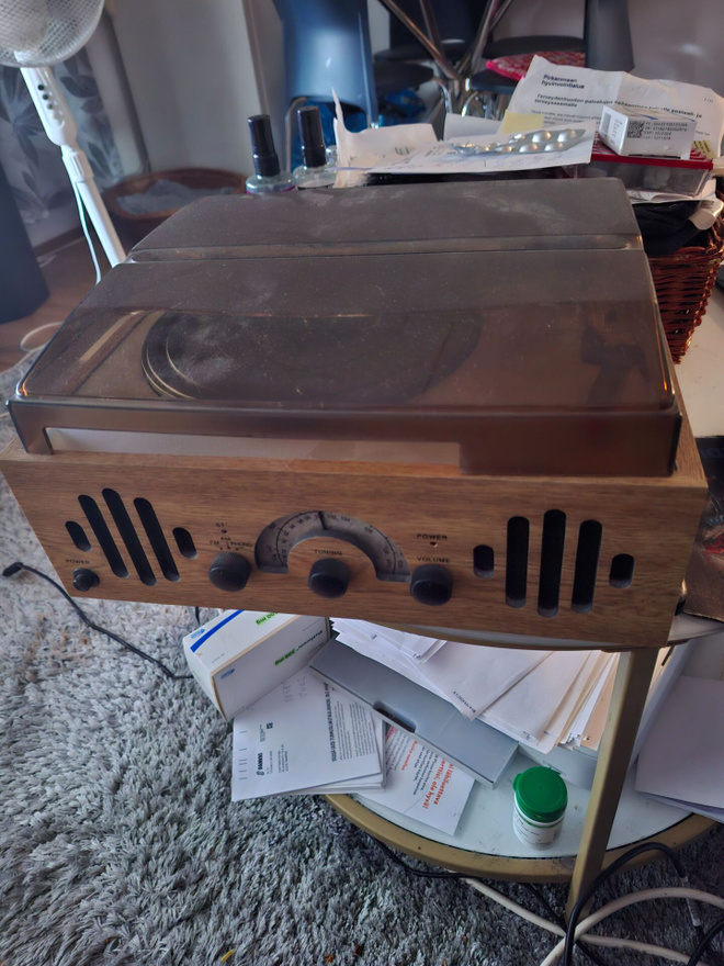 Radio/Lp levysoitin