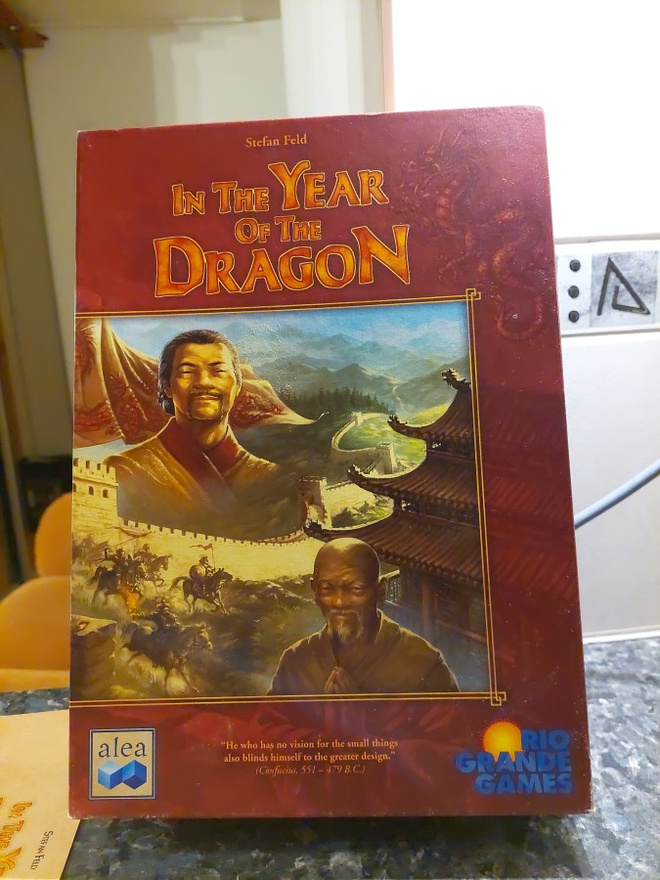 Year of the dragon lautapel