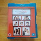 Modern Family - Seasons 1-3 BLU-RAY - pikkukuva 1