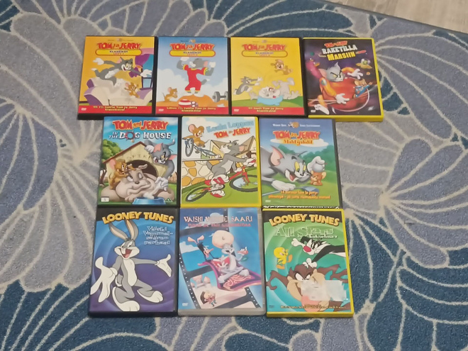 Tom & Jerry / Väiski Vemmelsääri DVD Paketti