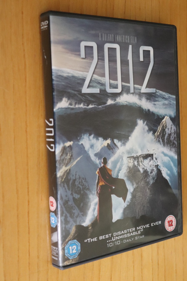 DVD 2012 ( 2009 Roland Emmerich )