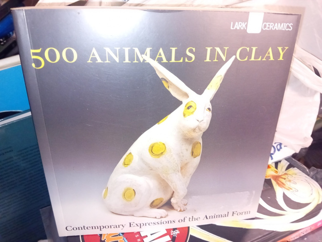 500 ANIMALS IN CLAY ( SIS POSTIKULU  )