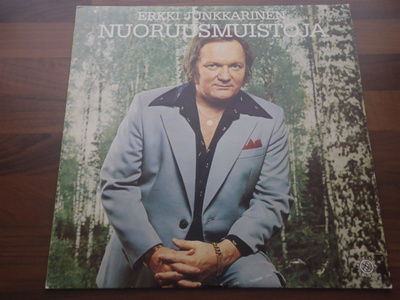 ERKKI JUNKKARINEN - NUORUUSMUISTOJA ( LP . VINYYLI )