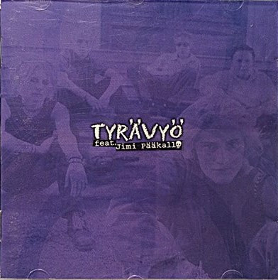 TYRÄVVYÖ : Helminauha